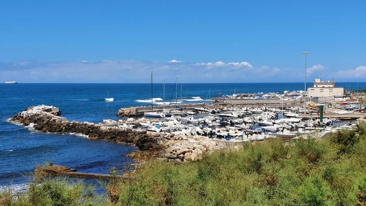 La Piccola Al Mare Apartment Livorno