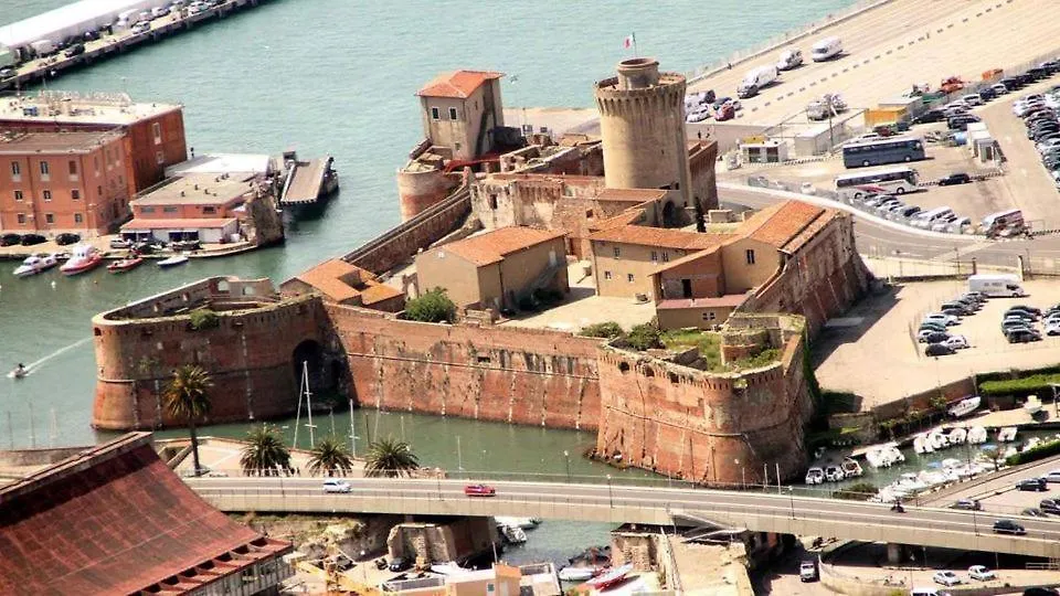 La Piccola Al Mare Apartment Livorno