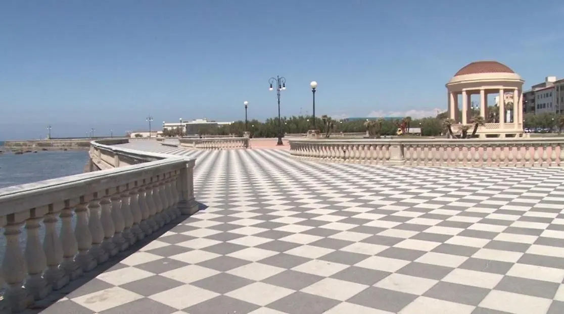 La Piccola Al Mare Apartment Livorno